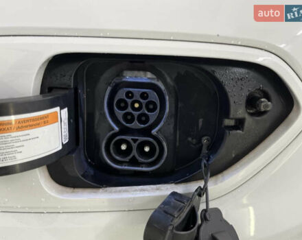 Белый Киа Niro, объемом двигателя 0 л и пробегом 164 тыс. км за 17750 $, фото 69 на Automoto.ua