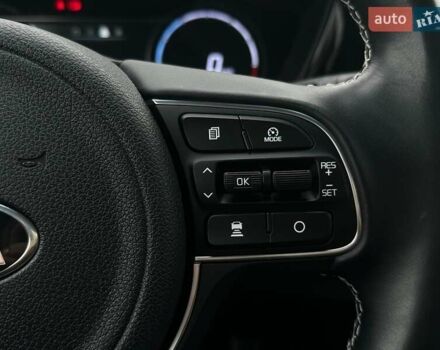 Белый Киа Niro, объемом двигателя 0 л и пробегом 38 тыс. км за 24700 $, фото 50 на Automoto.ua