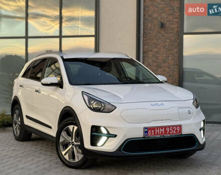 Білий Кіа Niro, об'ємом двигуна 0 л та пробігом 114 тис. км за 17500 $, фото 5 на Automoto.ua