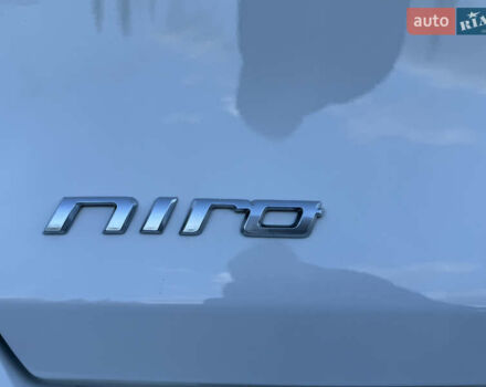 Белый Киа Niro, объемом двигателя 0 л и пробегом 80 тыс. км за 17800 $, фото 67 на Automoto.ua