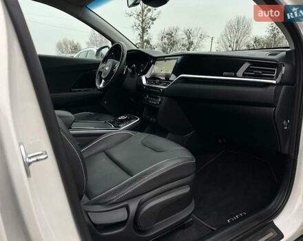 Белый Киа Niro, объемом двигателя 0 л и пробегом 38 тыс. км за 24700 $, фото 100 на Automoto.ua