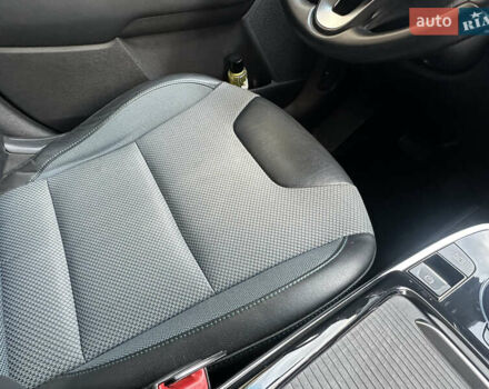 Белый Киа Niro, объемом двигателя 0 л и пробегом 122 тыс. км за 17999 $, фото 40 на Automoto.ua