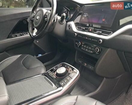 Білий Кіа Niro, об'ємом двигуна 0 л та пробігом 60 тис. км за 22900 $, фото 13 на Automoto.ua