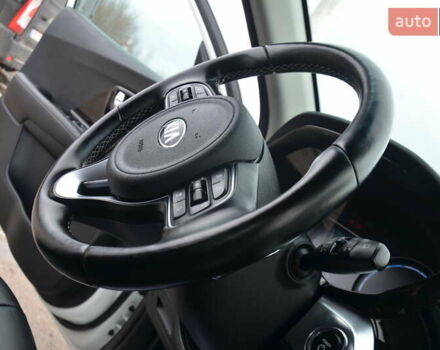 Белый Киа Niro, объемом двигателя 0 л и пробегом 73 тыс. км за 19548 $, фото 67 на Automoto.ua