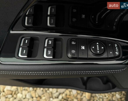 Белый Киа Niro, объемом двигателя 0 л и пробегом 54 тыс. км за 24700 $, фото 35 на Automoto.ua