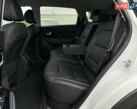 Белый Киа Niro, объемом двигателя 0 л и пробегом 54 тыс. км за 24700 $, фото 94 на Automoto.ua