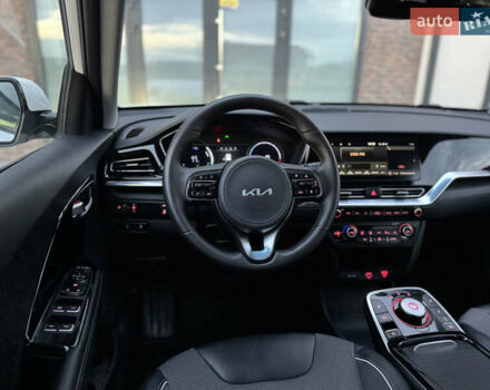 Белый Киа Niro, объемом двигателя 0 л и пробегом 113 тыс. км за 17800 $, фото 40 на Automoto.ua