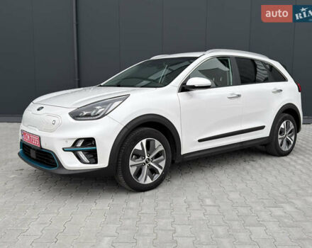 Белый Киа Niro, объемом двигателя 0 л и пробегом 39 тыс. км за 23400 $, фото 1 на Automoto.ua