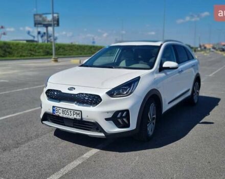 Білий Кіа Niro, об'ємом двигуна 1.6 л та пробігом 40 тис. км за 26000 $, фото 1 на Automoto.ua