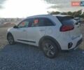 Белый Киа Niro, объемом двигателя 1.6 л и пробегом 58 тыс. км за 4500 $, фото 1 на Automoto.ua