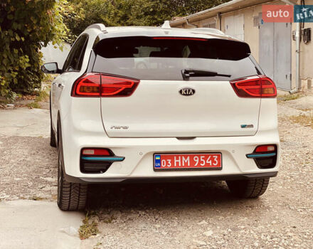 Белый Киа Niro, объемом двигателя 0 л и пробегом 164 тыс. км за 17750 $, фото 16 на Automoto.ua