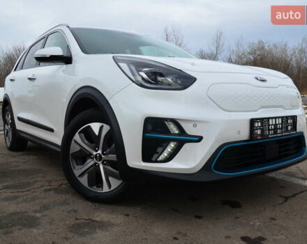 Белый Киа Niro, объемом двигателя 0 л и пробегом 73 тыс. км за 19548 $, фото 20 на Automoto.ua