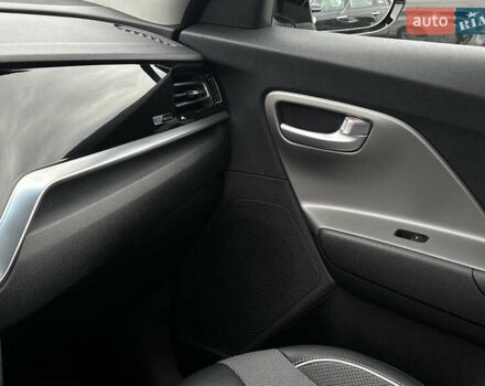 Белый Киа Niro, объемом двигателя 0 л и пробегом 98 тыс. км за 19550 $, фото 18 на Automoto.ua