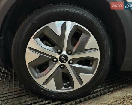 Белый Киа Niro, объемом двигателя 0 л и пробегом 38 тыс. км за 24700 $, фото 24 на Automoto.ua