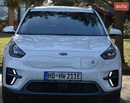 Белый Киа Niro, объемом двигателя 0 л и пробегом 37 тыс. км за 24890 $, фото 2 на Automoto.ua