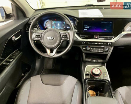 Белый Киа Niro, объемом двигателя 0 л и пробегом 164 тыс. км за 17750 $, фото 65 на Automoto.ua