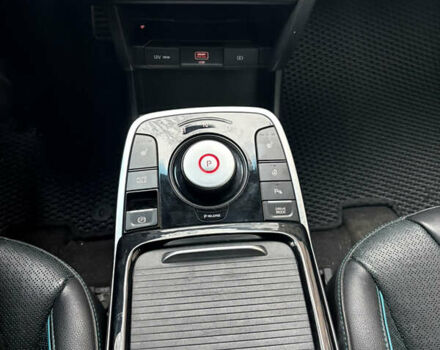 Білий Кіа Niro, об'ємом двигуна 0 л та пробігом 52 тис. км за 20500 $, фото 30 на Automoto.ua