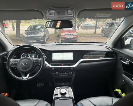 Білий Кіа Niro, об'ємом двигуна 0 л та пробігом 52 тис. км за 20500 $, фото 37 на Automoto.ua