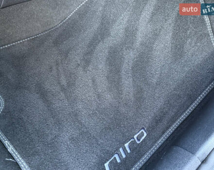 Белый Киа Niro, объемом двигателя 0 л и пробегом 80 тыс. км за 17800 $, фото 43 на Automoto.ua