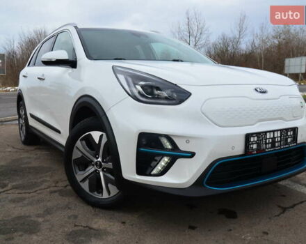 Белый Киа Niro, объемом двигателя 0 л и пробегом 73 тыс. км за 19548 $, фото 18 на Automoto.ua