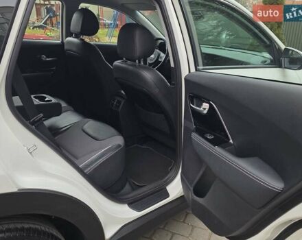 Белый Киа Niro, объемом двигателя 0 л и пробегом 149 тыс. км за 17499 $, фото 32 на Automoto.ua