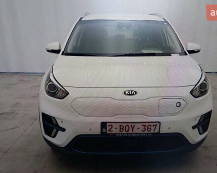 Білий Кіа Niro, об'ємом двигуна 0 л та пробігом 155 тис. км за 18300 $, фото 17 на Automoto.ua