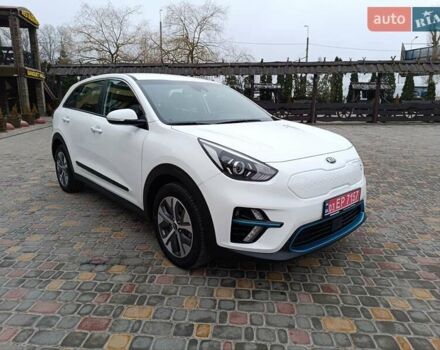 Белый Киа Niro, объемом двигателя 0 л и пробегом 34 тыс. км за 19999 $, фото 15 на Automoto.ua