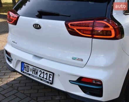 Белый Киа Niro, объемом двигателя 0 л и пробегом 37 тыс. км за 24890 $, фото 9 на Automoto.ua