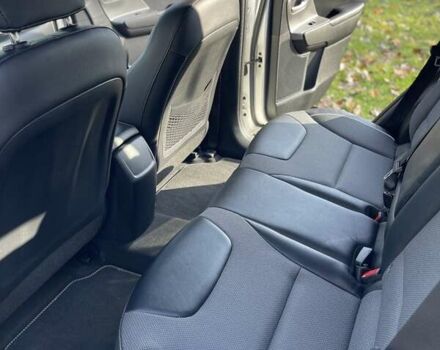 Белый Киа Niro, объемом двигателя 0 л и пробегом 96 тыс. км за 16800 $, фото 44 на Automoto.ua