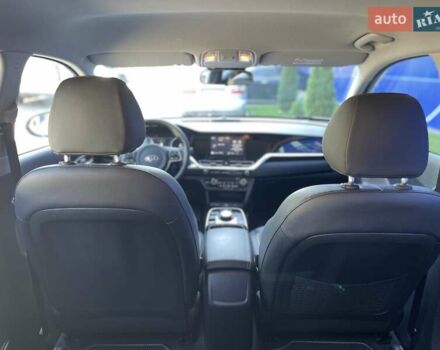 Белый Киа Niro, объемом двигателя 0 л и пробегом 95 тыс. км за 16500 $, фото 57 на Automoto.ua