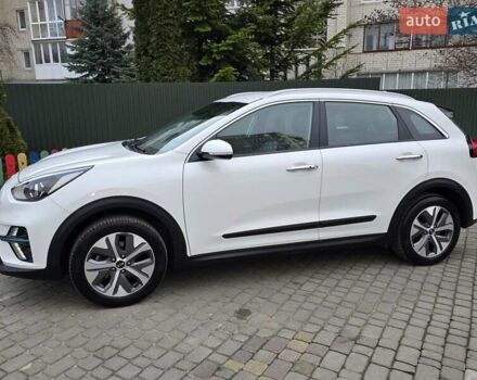 Белый Киа Niro, объемом двигателя 0 л и пробегом 149 тыс. км за 17499 $, фото 12 на Automoto.ua