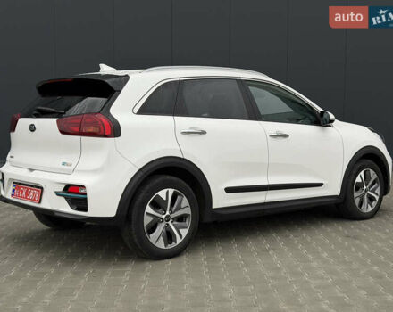 Белый Киа Niro, объемом двигателя 0 л и пробегом 51 тыс. км за 24200 $, фото 91 на Automoto.ua