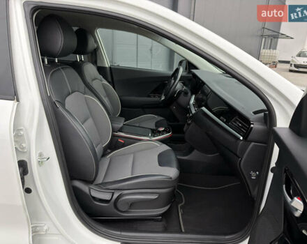 Белый Киа Niro, объемом двигателя 0 л и пробегом 39 тыс. км за 23400 $, фото 54 на Automoto.ua