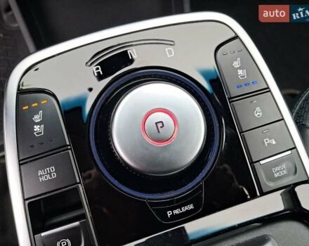 Белый Киа Niro, объемом двигателя 0 л и пробегом 90 тыс. км за 20850 $, фото 32 на Automoto.ua