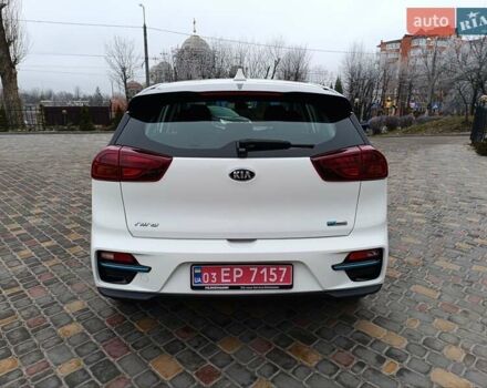 Белый Киа Niro, объемом двигателя 0 л и пробегом 34 тыс. км за 19999 $, фото 8 на Automoto.ua