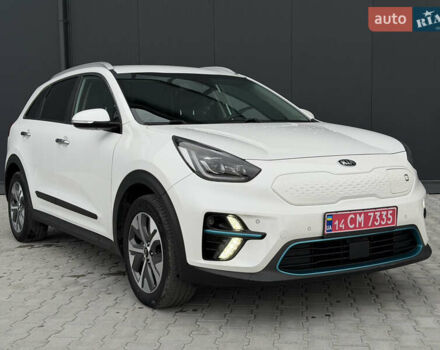 Белый Киа Niro, объемом двигателя 0 л и пробегом 39 тыс. км за 23400 $, фото 51 на Automoto.ua