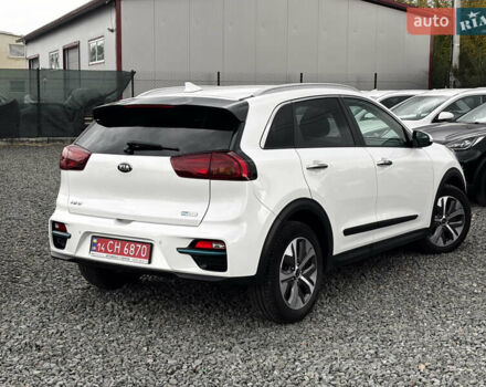 Белый Киа Niro, объемом двигателя 0 л и пробегом 48 тыс. км за 24350 $, фото 8 на Automoto.ua