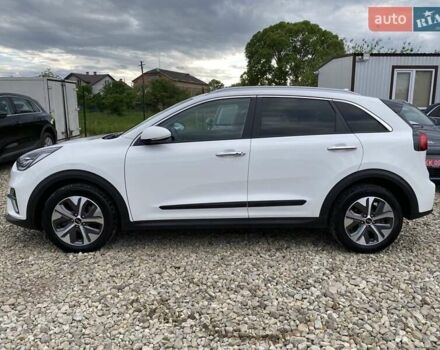 Белый Киа Niro, объемом двигателя 0 л и пробегом 30 тыс. км за 23500 $, фото 17 на Automoto.ua