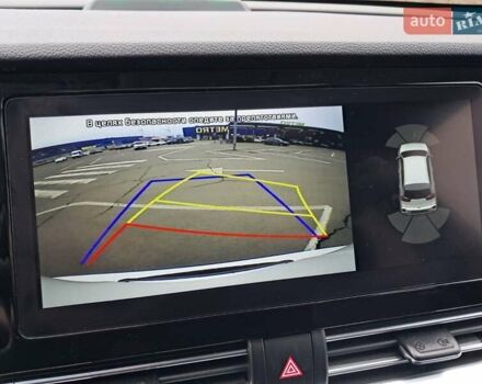 Белый Киа Niro, объемом двигателя 0 л и пробегом 90 тыс. км за 20850 $, фото 6 на Automoto.ua