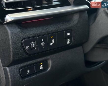 Белый Киа Niro, объемом двигателя 0 л и пробегом 72 тыс. км за 23600 $, фото 37 на Automoto.ua