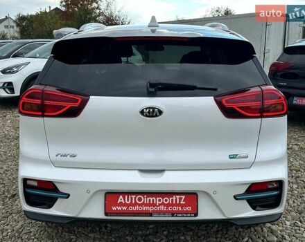 Білий Кіа Niro, об'ємом двигуна 0 л та пробігом 62 тис. км за 24500 $, фото 23 на Automoto.ua