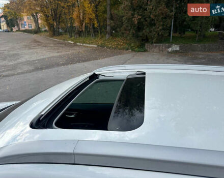 Белый Киа Niro, объемом двигателя 1.6 л и пробегом 40 тыс. км за 25150 $, фото 27 на Automoto.ua