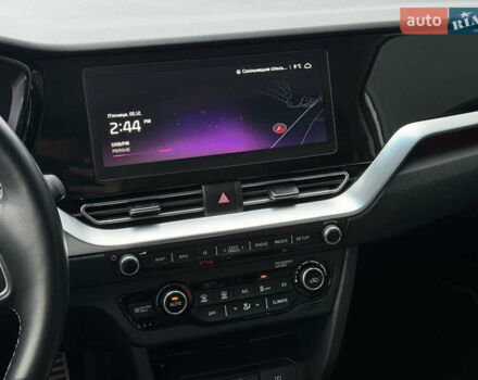 Белый Киа Niro, объемом двигателя 0 л и пробегом 39 тыс. км за 23400 $, фото 42 на Automoto.ua