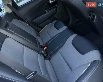 Белый Киа Niro, объемом двигателя 0 л и пробегом 80 тыс. км за 17800 $, фото 64 на Automoto.ua