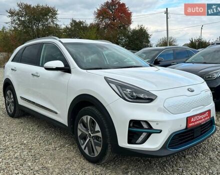 Белый Киа Niro, объемом двигателя 0 л и пробегом 62 тыс. км за 23500 $, фото 26 на Automoto.ua