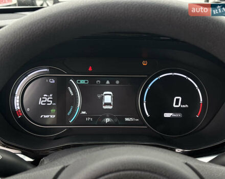 Белый Киа Niro, объемом двигателя 0 л и пробегом 98 тыс. км за 19550 $, фото 11 на Automoto.ua