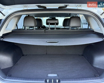 Белый Киа Niro, объемом двигателя 0 л и пробегом 80 тыс. км за 17800 $, фото 68 на Automoto.ua