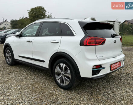Белый Киа Niro, объемом двигателя 0 л и пробегом 54 тыс. км за 24700 $, фото 20 на Automoto.ua
