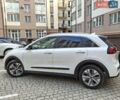 Белый Киа Niro, объемом двигателя 0 л и пробегом 130 тыс. км за 19300 $, фото 3 на Automoto.ua