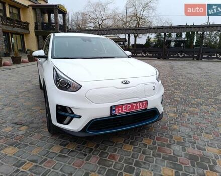 Белый Киа Niro, объемом двигателя 0 л и пробегом 34 тыс. км за 19999 $, фото 17 на Automoto.ua